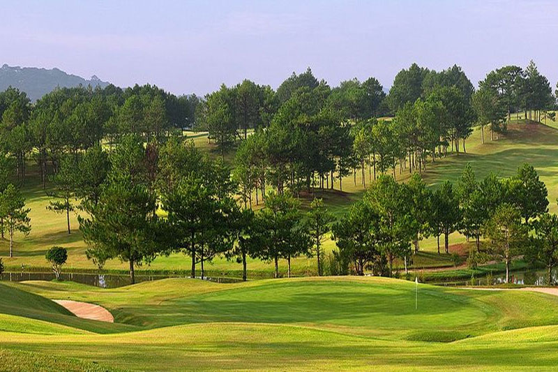 7 Day Ho Chi Minh & Danang Golf Week