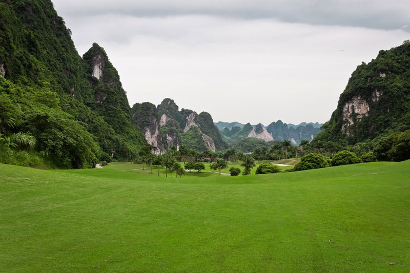 Vietnam Golf Holidays 9 Day Hanoi in Danang 